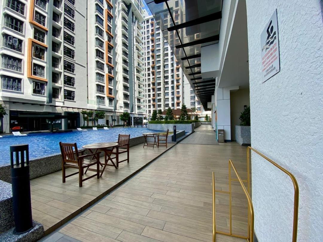K Avenue B3a 2bed *